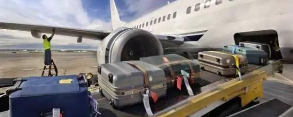 飛機(jī)上可以帶多少行李